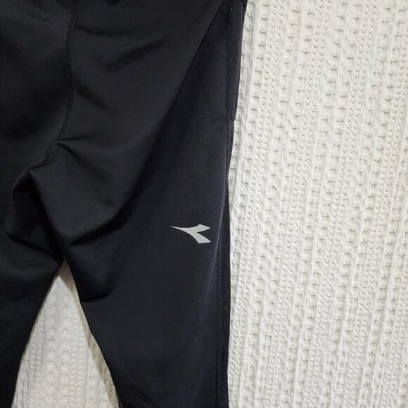 Vintage Diadora Women's Black Athletic Leggings Running Tech Tights Size Small - Picture 12 of 14